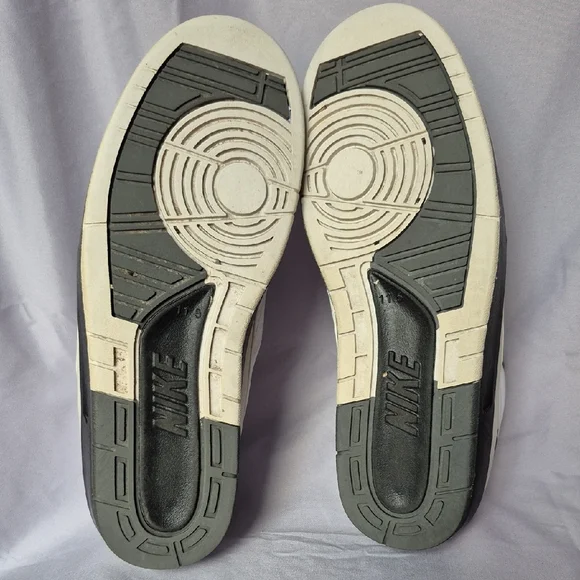Air Jordan Retro 2 Wing It Sneakers Men's 11.5 - Picture 15 of 16